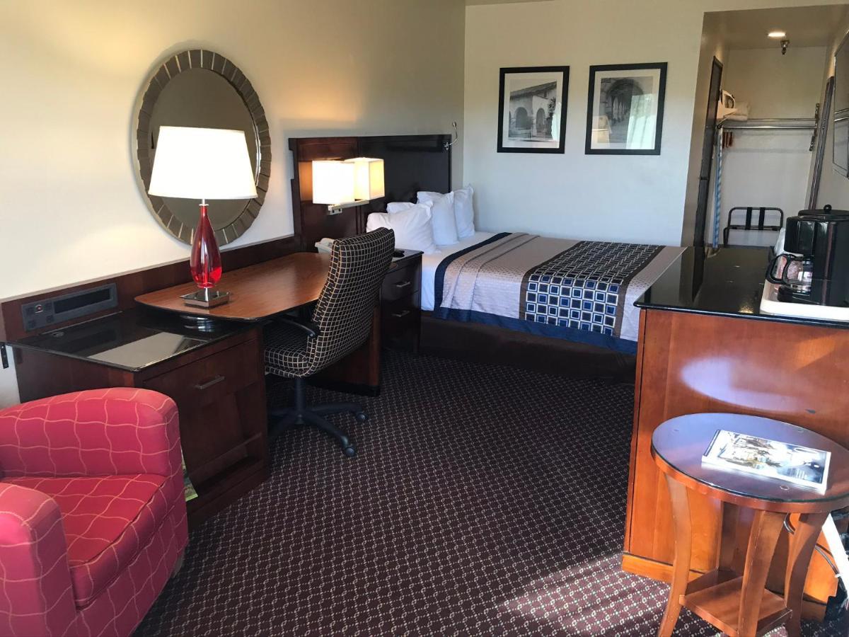 Oakridge Inn Oak View エクステリア 写真